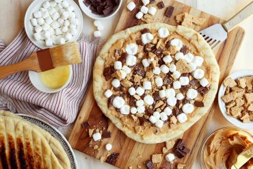Grilled Peanut Butter S'mores Pizza